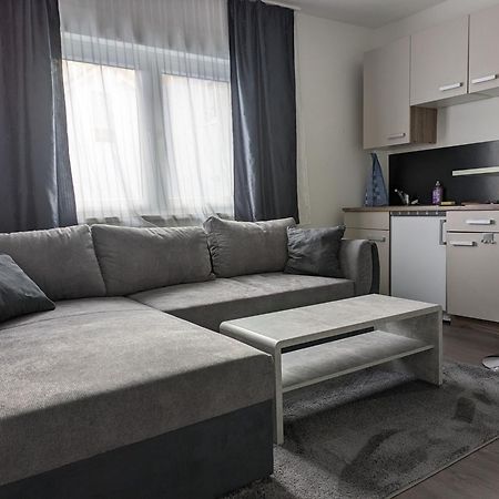 Hotel Ari Kaiserslautern Bagian luar foto