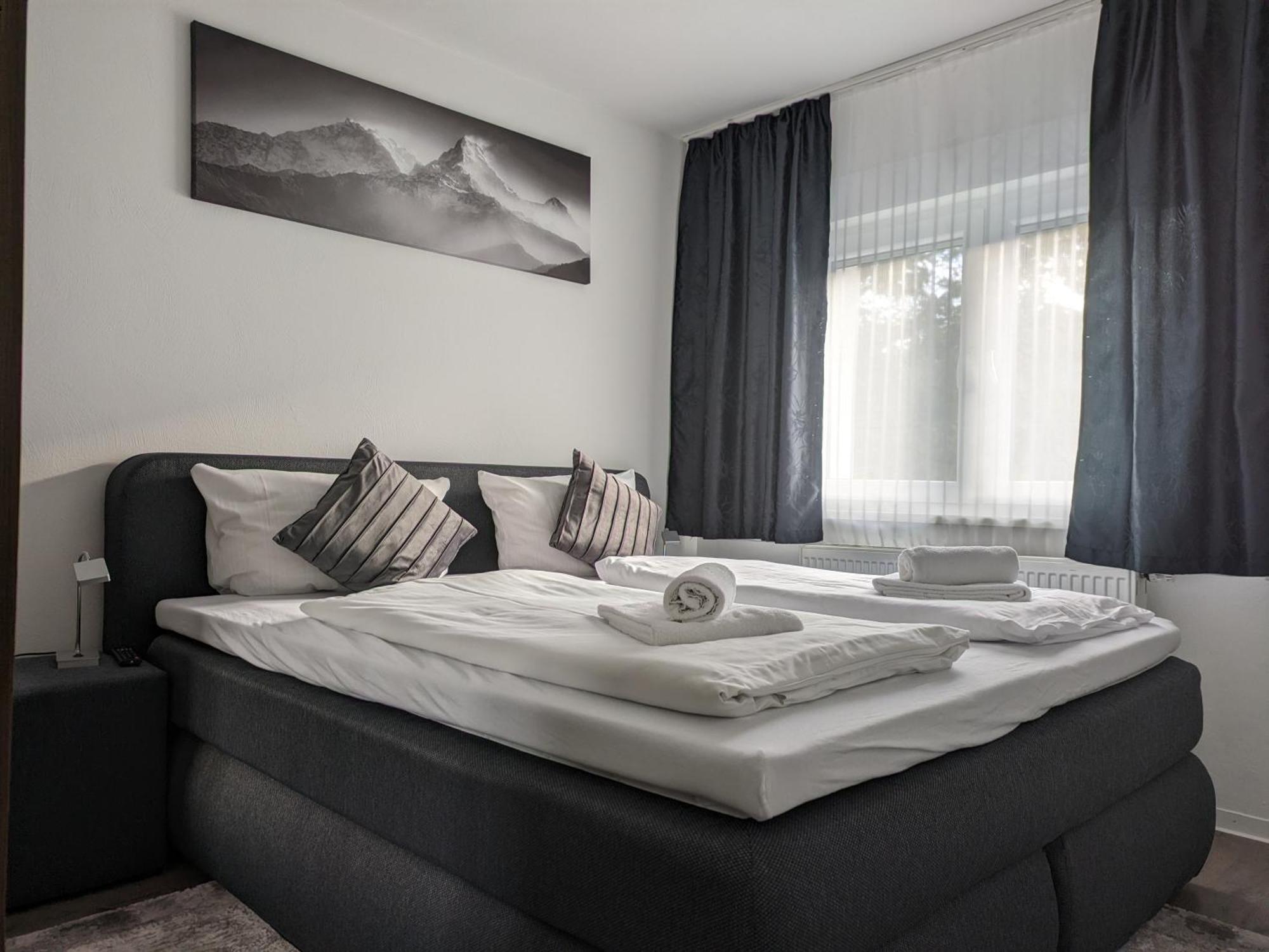 Hotel Ari Kaiserslautern Bagian luar foto
