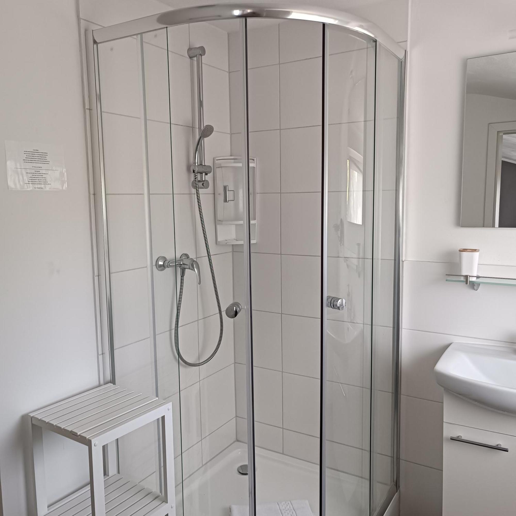 Hotel Ari Kaiserslautern Bagian luar foto
