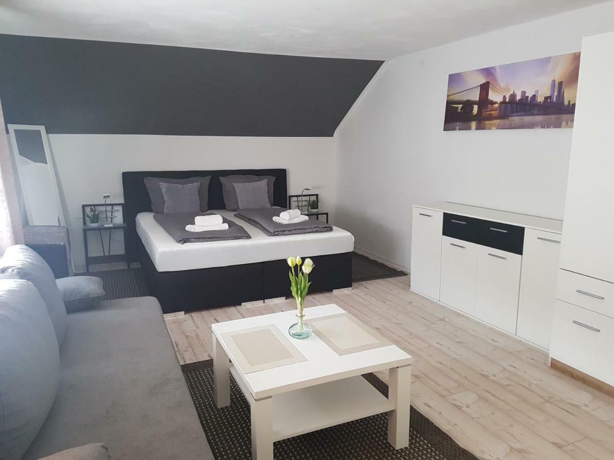Hotel Ari Kaiserslautern Bagian luar foto